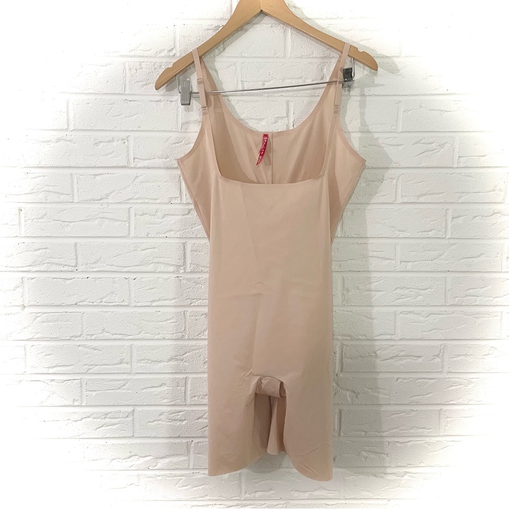 SPANX OnCore Open-Bust Mid-Thigh Nude Bodysuit Size XL